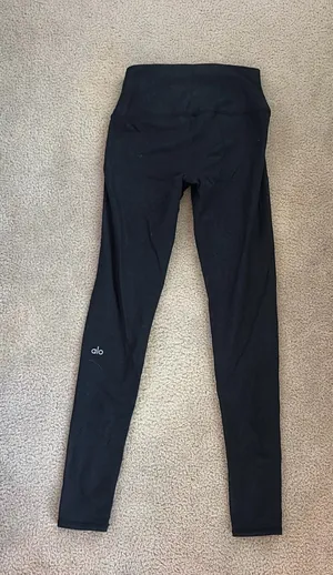 Alo Yoga Leggings thumbnail 3