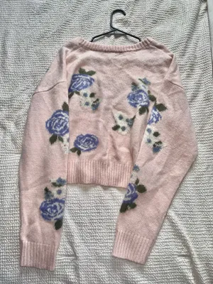 Forever 21 Sweater thumbnail 3