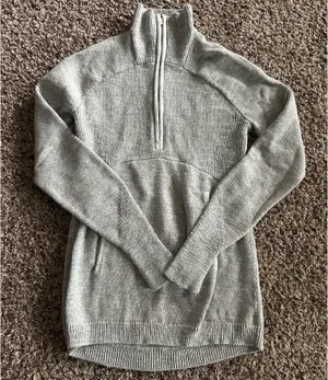 Lululemon Pullover Sweater  thumbnail 1