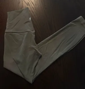 Lululemon Align Leggings 25" thumbnail 3