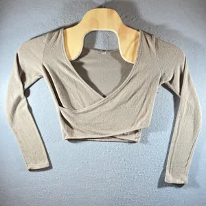 979 | Alo Yoga Alosoft Serenity Wrap‎ Crossover Crop Top Tan Women Small thumbnail 1