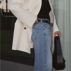 vestique White Blazer thumbnail 2