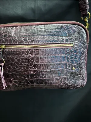 Joelle Hawkins Women’s Croc-Embossed Crossbody Bag Burgundy thumbnail 13