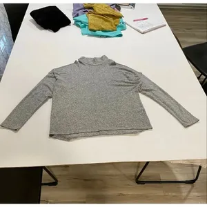 Hummingbird Gray Mock Neck Long Sleeve Top – Soft Knit Basic Size L thumbnail 2