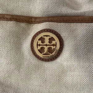Tory Burch Shoulder Bag Canvas Leather Gold Logo Handbag Ladies Natural/Brown thumbnail 2