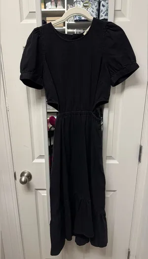 Black Cutout Midi Dress thumbnail 1