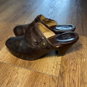 Frye Audra Heel Leather Clogs Mule Slide On 3.5" High-Heel Stud Brown Womens 8 M thumbnail 7