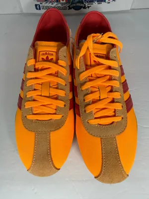 Women’s Adidas Tokyo size 7.5W thumbnail 3