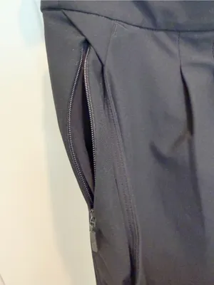 LULULEMON Essential High Rise Trouser Pants in Black size‎ 8 Pleated Front Ankle thumbnail 6