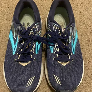 Womens Brooks Adrenaline GTS 19 Blue‎ Gray White Size 8 1202841B450 thumbnail 2