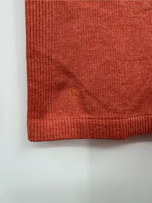 Lululemon Yin Vibes Turtleneck Size 4 Copper Clay Ribbed Seamless Top thumbnail 7
