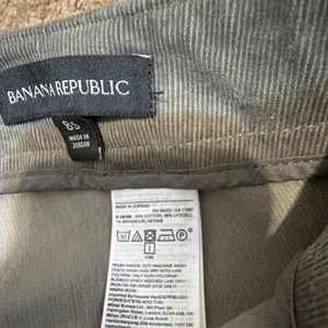 Banana Republic Women's Gray Corduroy Slim Straight Flat Front Pants Pockets thumbnail 3