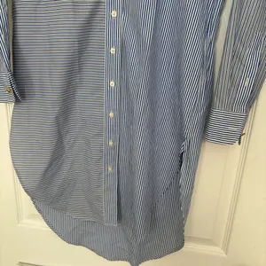 Lauren Ralph Lauren‎ Blue And White Stripe Button Front Dress Size XS thumbnail 4