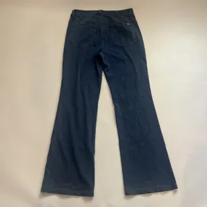 Halara Medium Petite Medium Wash Bootcut Stretch Jeans With Zipper Fly thumbnail 8