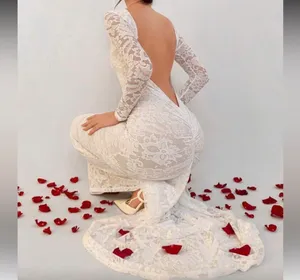 Chic Long Sleeve Lace Dress in White Size M thumbnail 2