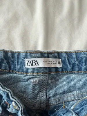 ZARA Jeans thumbnail 2