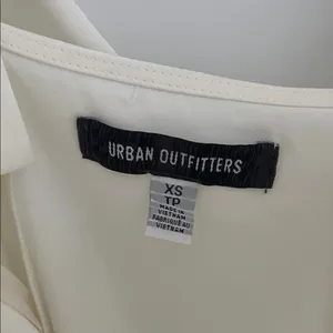 Urban Outfitters🤍 Bri Double Bow Satin White Mini Dress - Size XS Women’s thumbnail 4