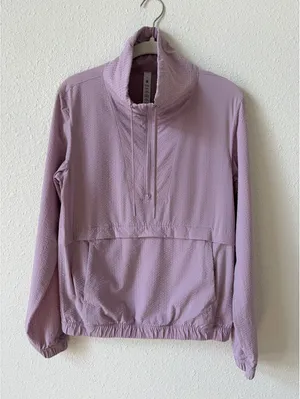 Lululemon Pack Light Pullover Packable Jacket Dusty Rose Size 2 Sporty thumbnail 1