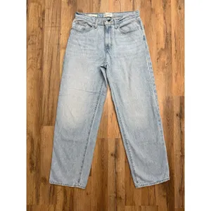 Universal Threads 90s Baggy Jeans‎ Light Wash High Rise Straight Mom Denim 4/27 thumbnail 2