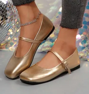 SheIn Women's Buckle Decor Simple Ballet Flats thumbnail 5