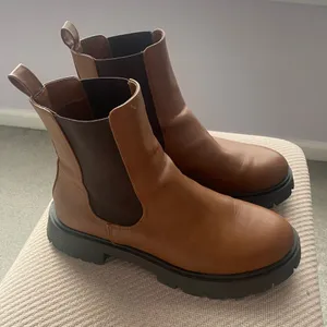 Primark Brown Ankle Boots thumbnail 1