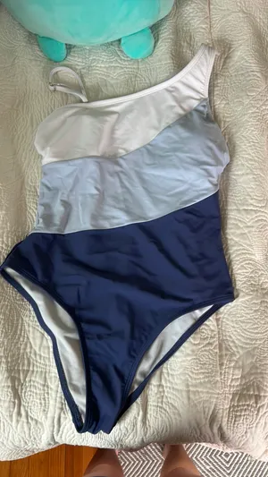 Summersalt One-Piece Swimsuit thumbnail 2