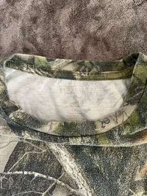 camo tshirt Multiple Size L thumbnail 2