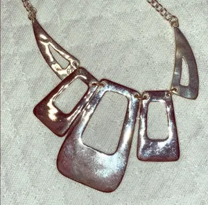 🐝 Unbranded Silver Shape Necklace 🐝 thumbnail 2