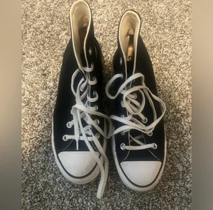 Black Platform Converse thumbnail 2
