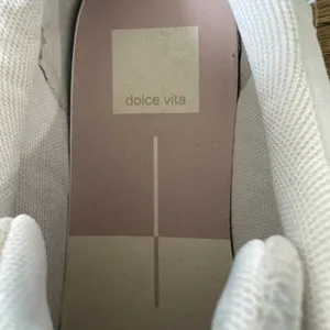 Dolce Vita Women's Fashion Sneakers Size 7.5 Cream Brown Lace Up Soft Casual thumbnail 7