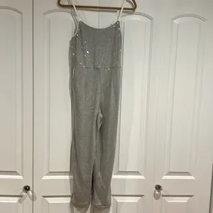 NWT ANTHROPOLOGIE‎ Claudette Sequin T-Shirt Knit Romper Jumpsuit Silver 0 thumbnail 3