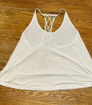White Tank thumbnail 1