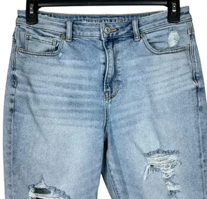 American Eagle SZ 10 SHORT Mom Jeans Distressed Hi-Rise Zip-Fly Light Wash Blue thumbnail 2