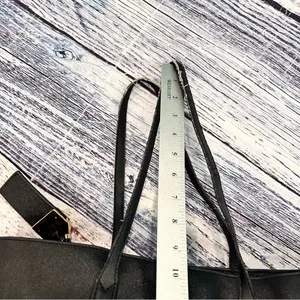 Marc Jacobs Black Saffiano Leather Luggage Tag Tote Bag thumbnail 11