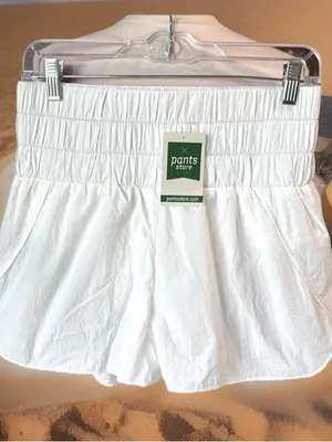 Trendy High Waist White Athletic Shorts Womens Small thumbnail 6