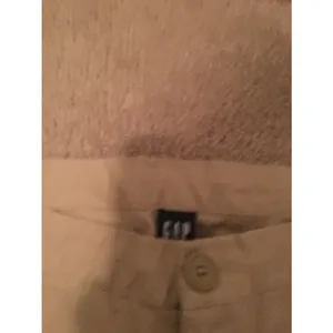 Gap Women's Khaki Capri Pants Zip & Button Pockets Casual Wear Size 2 thumbnail 5