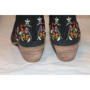 ComfortView The Irma Wide Calf Western Boots thumbnail 8