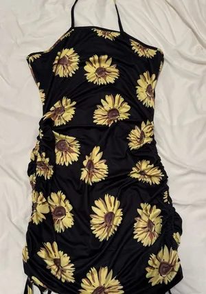 ROMWE Black Dress with Sunflower Design thumbnail 1