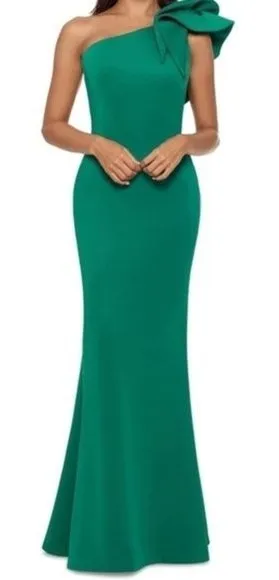 Betsy & Adam. Daisy long scuba one shoulder gown. thumbnail 1