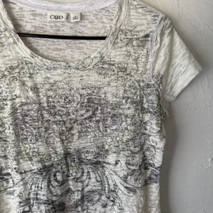 Cato Y2k‎ Tuscan Large White Gray Short Sleeve Rhinestone Grunge Top thumbnail 2