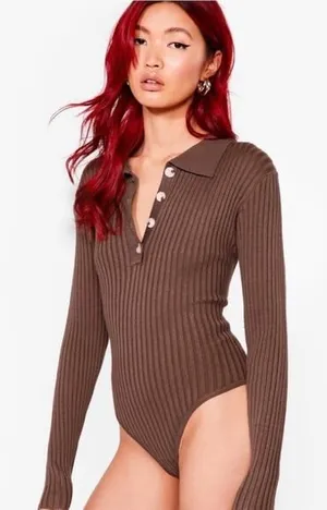 Nasty Gal Brown Ribbed Long Sleeved Bodysuit Women’s US Size 4 thumbnail 1