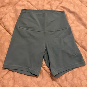 High-Waist lululemon align shorts thumbnail 1