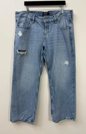 Hollister Low-Rise Baggy Distressed Light Wash Jeans Size 14R Y2K style thumbnail 1