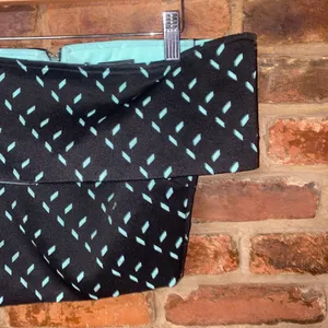 NWT Elliatt Black Teal Printed Forced Off-The-Shoulder Crop Top Women's Size XS thumbnail 3