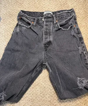 Abercrombie High-Rise The Dad Jeans thumbnail 1