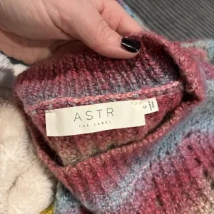 ASTR The Label Pink Long Sleeve Size Small Sweater Top Striped Soft Blue Yellow thumbnail 7