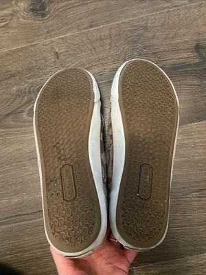 Women’s Coach Tan & Beige Signature Canvas Sneakers w/ Coach Logo Size 7.5M thumbnail 5