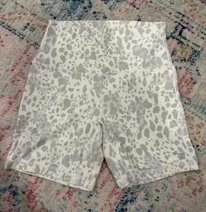 Lululemon Align Shorts 6" thumbnail 1