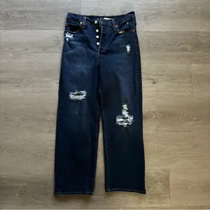 Levi’s High Rise Ribcage Straight Leg Ankle Jeans thumbnail 2