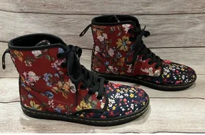 Dr. Martens Pink Floral Boots Kids Size 4 Womens Size 6 thumbnail 1